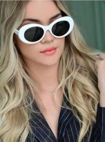 white round sunglasses