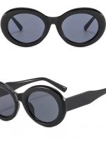 black round sunglasses